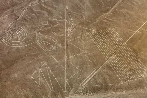  Nazca line, the money belong to ancient culture in the coast of Peru 