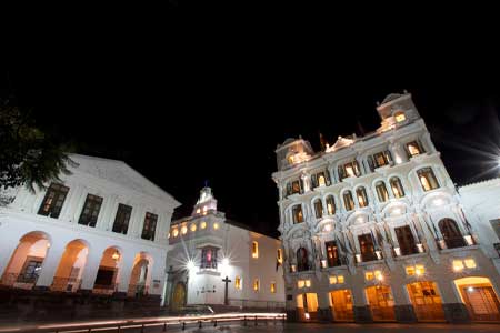  Hotel Plaza Grande Luxury Accommodation in Quito